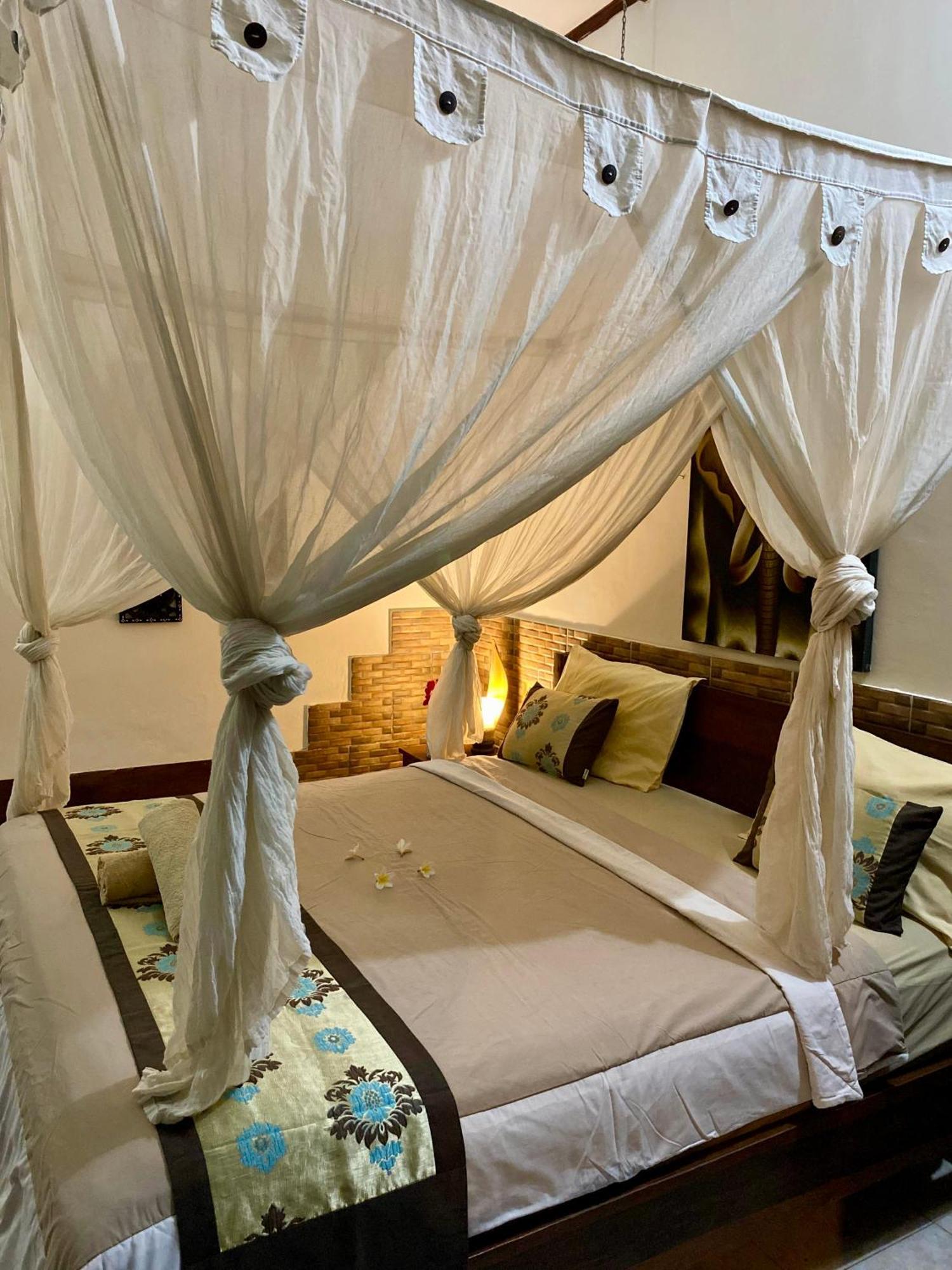 Zoe Bungalows Gili Trawangan Exteriör bild